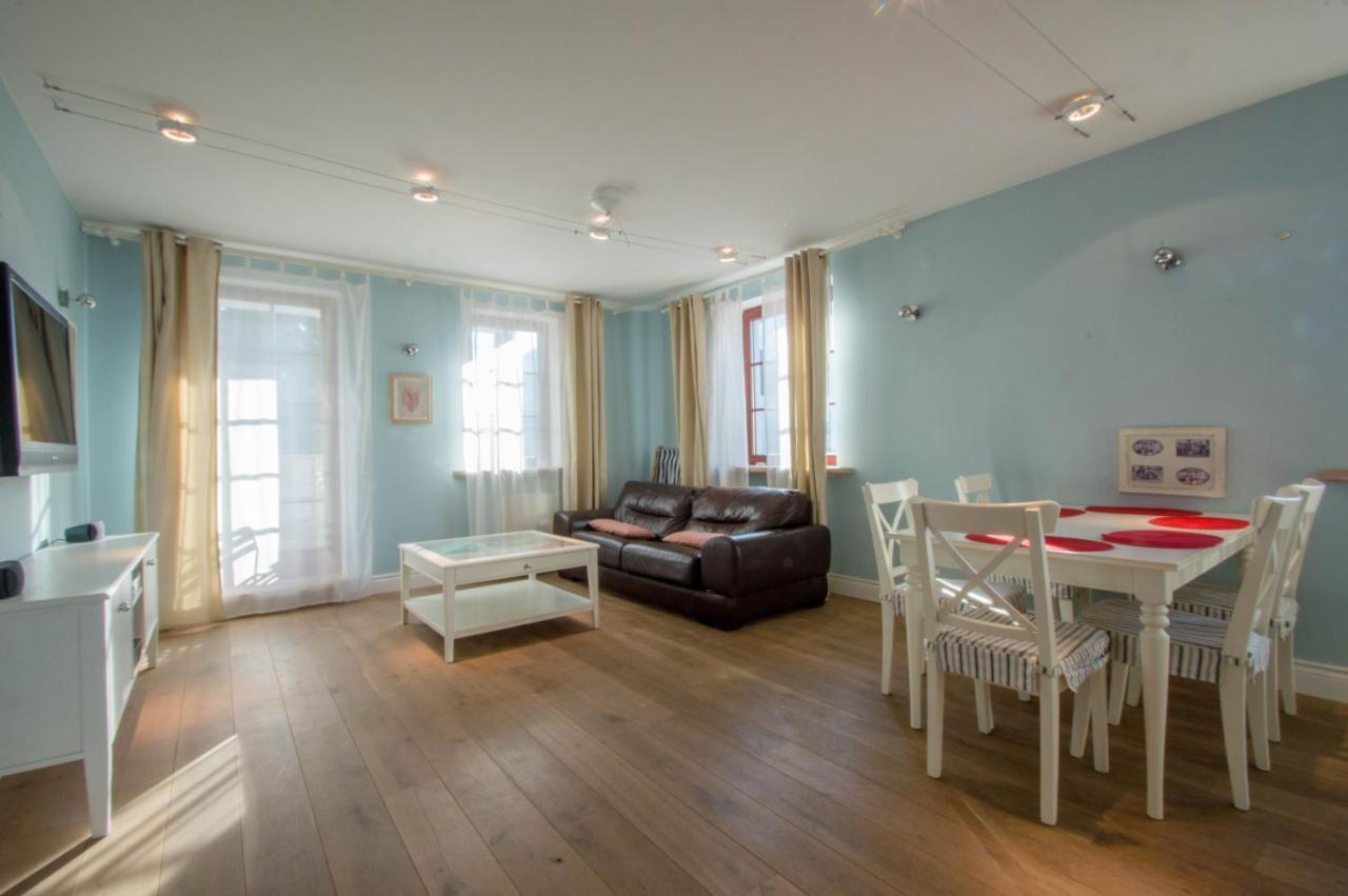 Grand Apartment